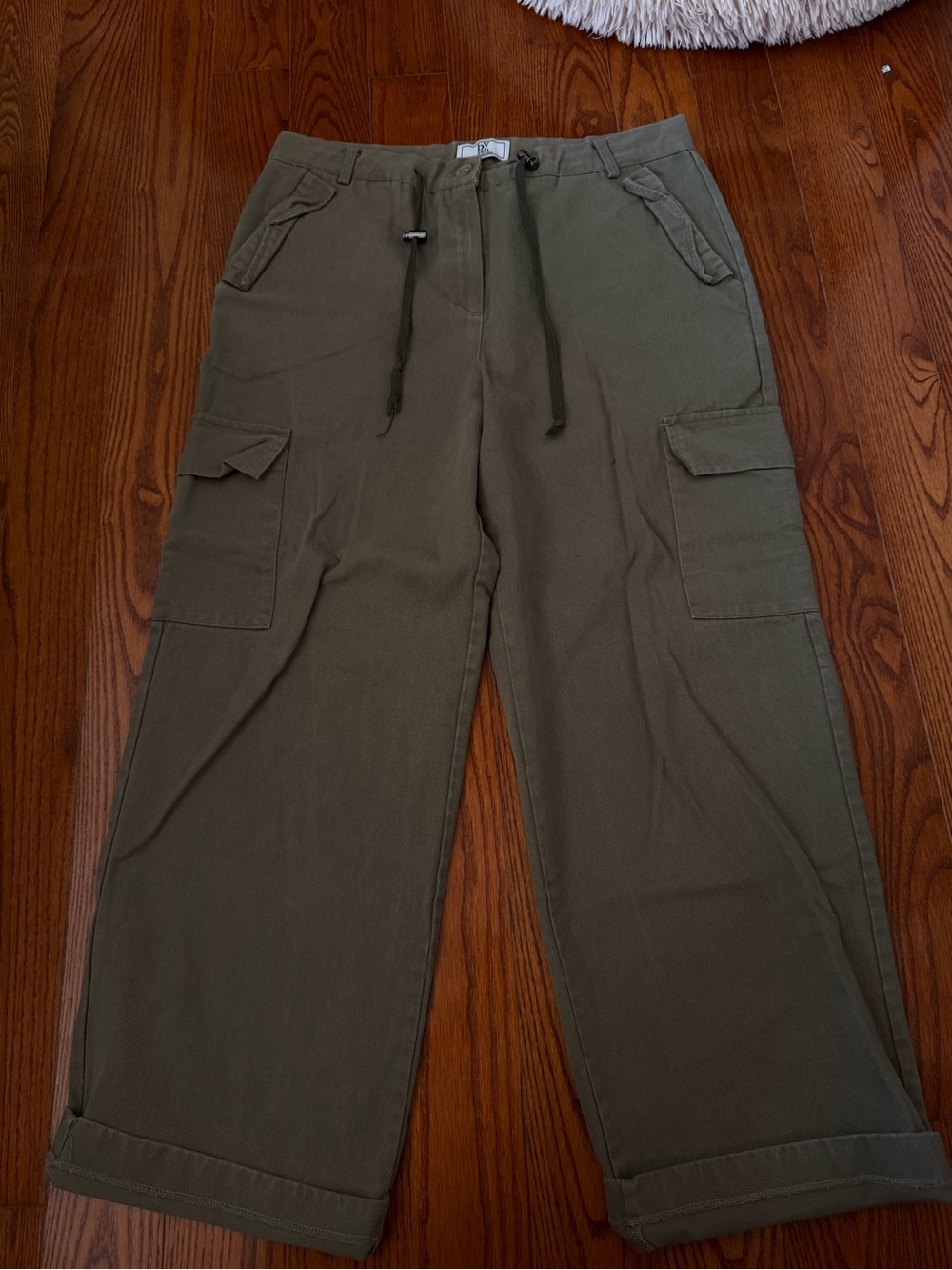 Women's Wide Leg Cargo Pants in Green